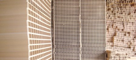 Requirements for filter screen replacement of plastic board production equipment
